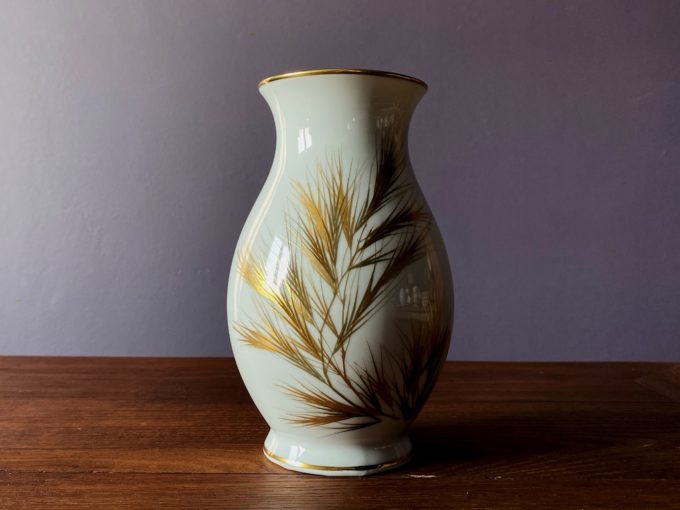 wazon porcelanowy złocenia Jaeger & Co
